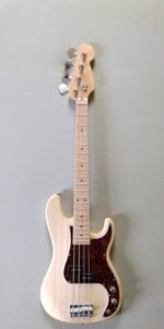 Diy #23 
Mini P-Bass from Solo